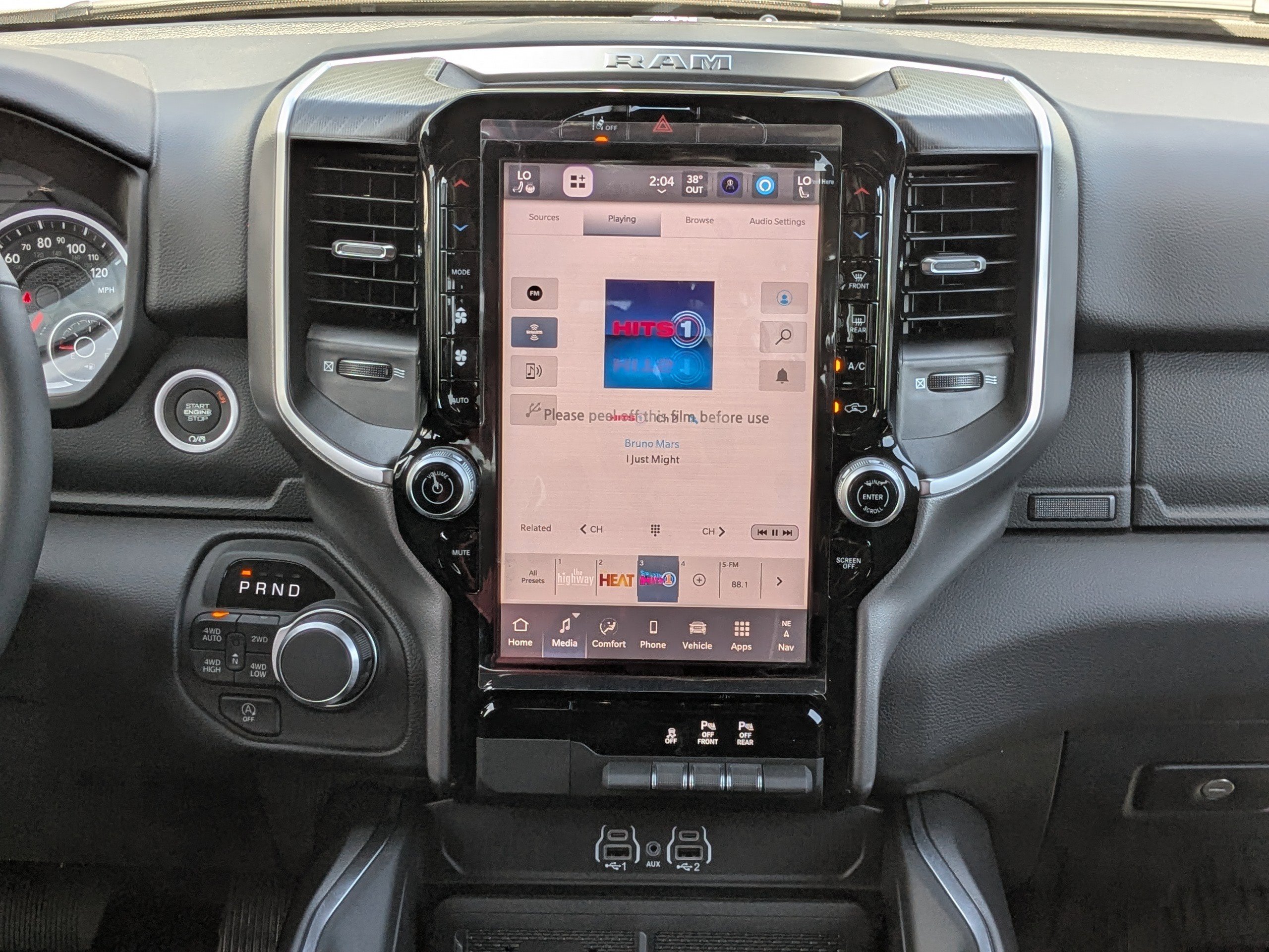 New 2026 RAM 1500 Big Horn AWD/4WD image 17