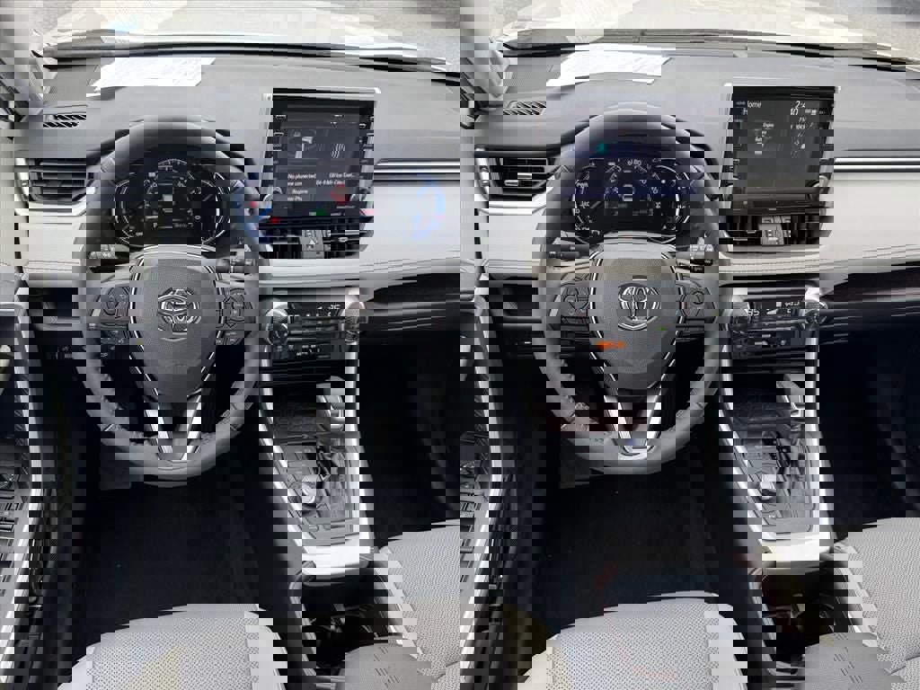 Used 2022 Toyota RAV4 Limited w/ Limited Grade Weather Package image 9