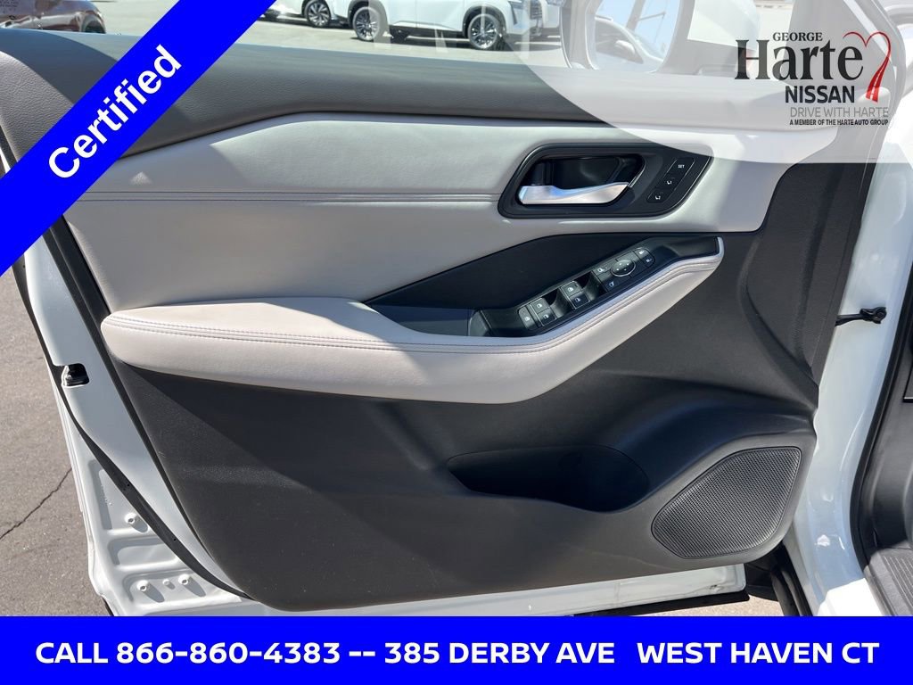 Certified 2023 Nissan Rogue SL w/ SL Premium Package AWD/4WD image 17