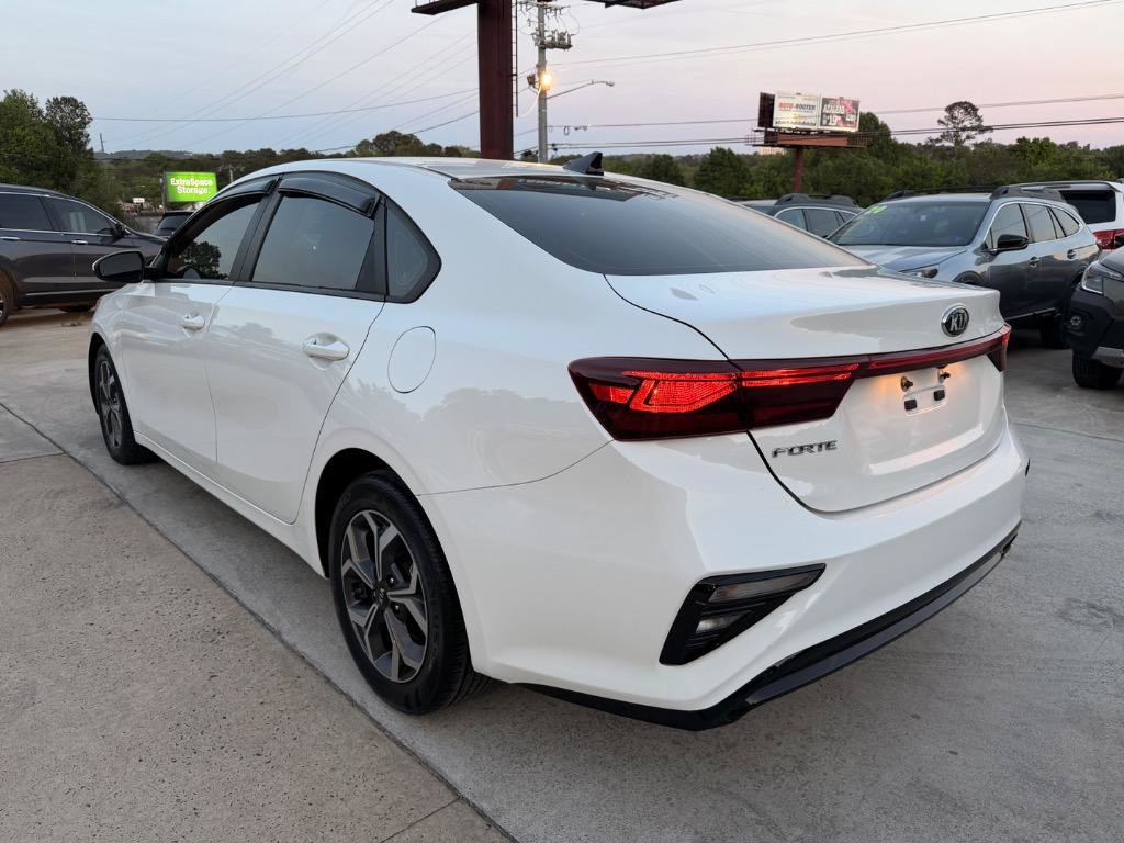 Used 2019 Kia Forte LXS image 9
