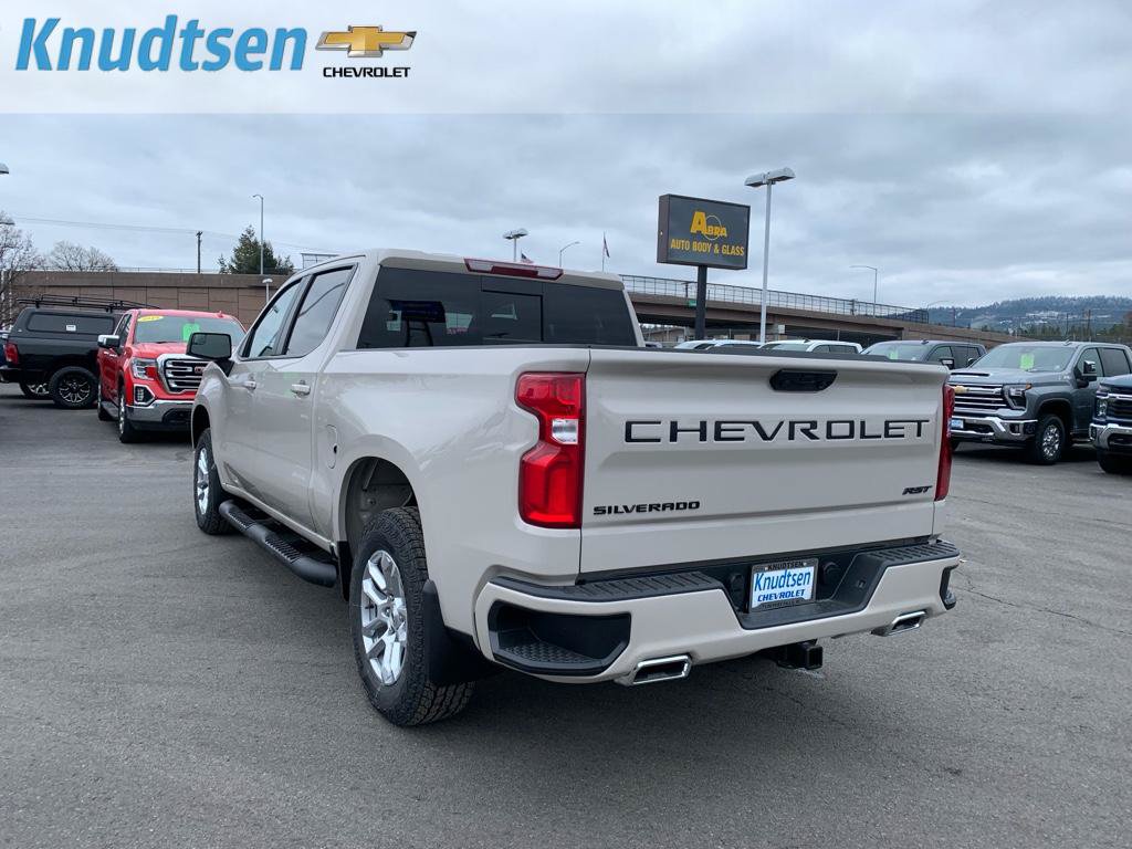 Used 2026 Chevrolet Silverado 1500 RST w/ RST All Star Premium Package AWD/4WD image 5