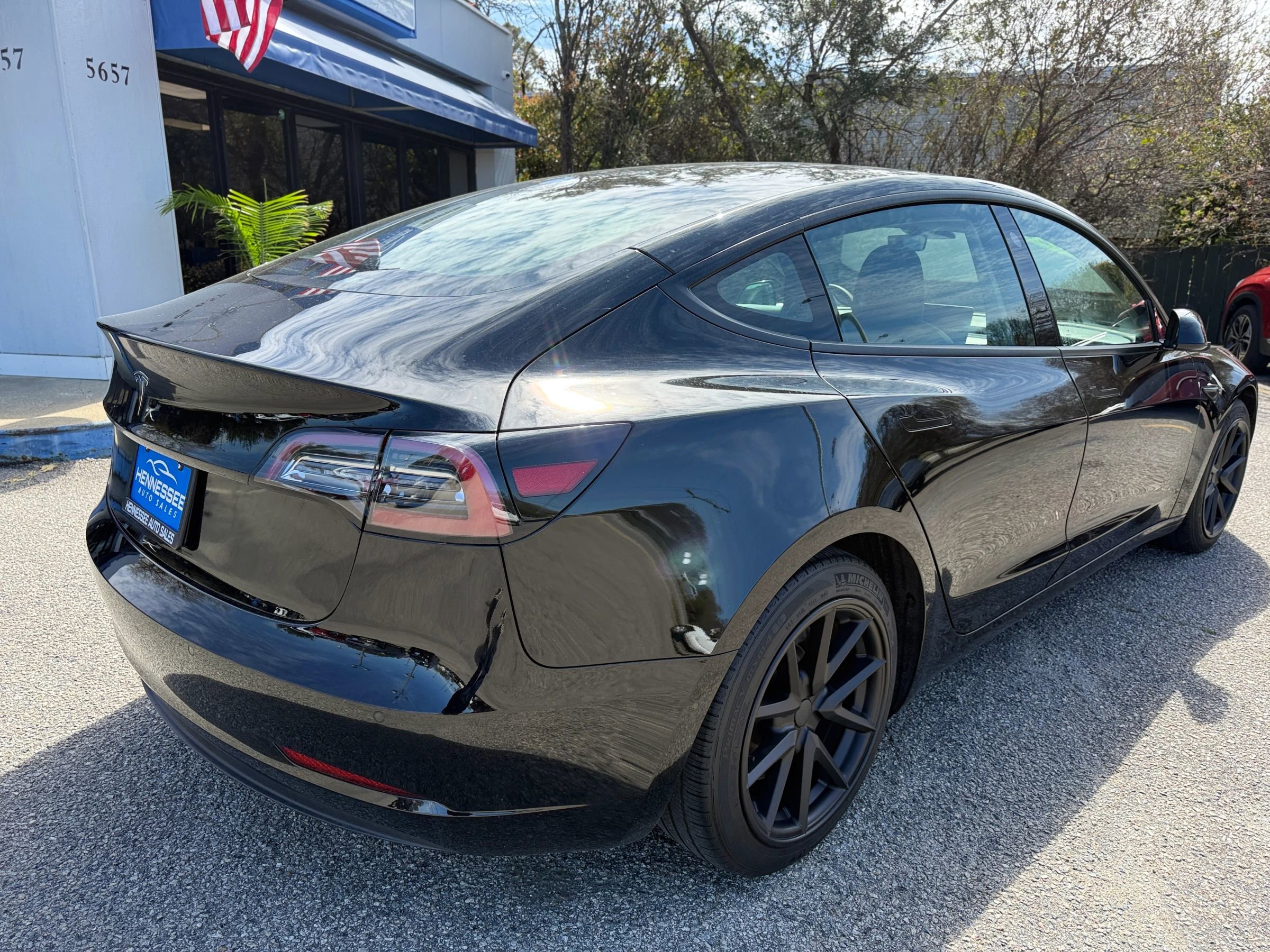 Used 2021 Tesla Model 3 Standard Range Plus image 10