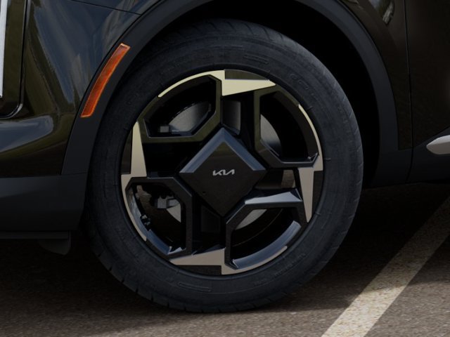 New 2026 Kia Sportage EX FWD image 9