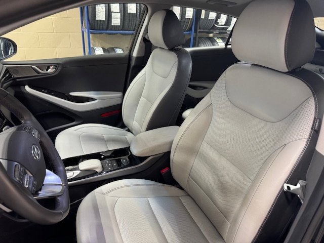 Used 2021 Hyundai Ioniq Limited image 5
