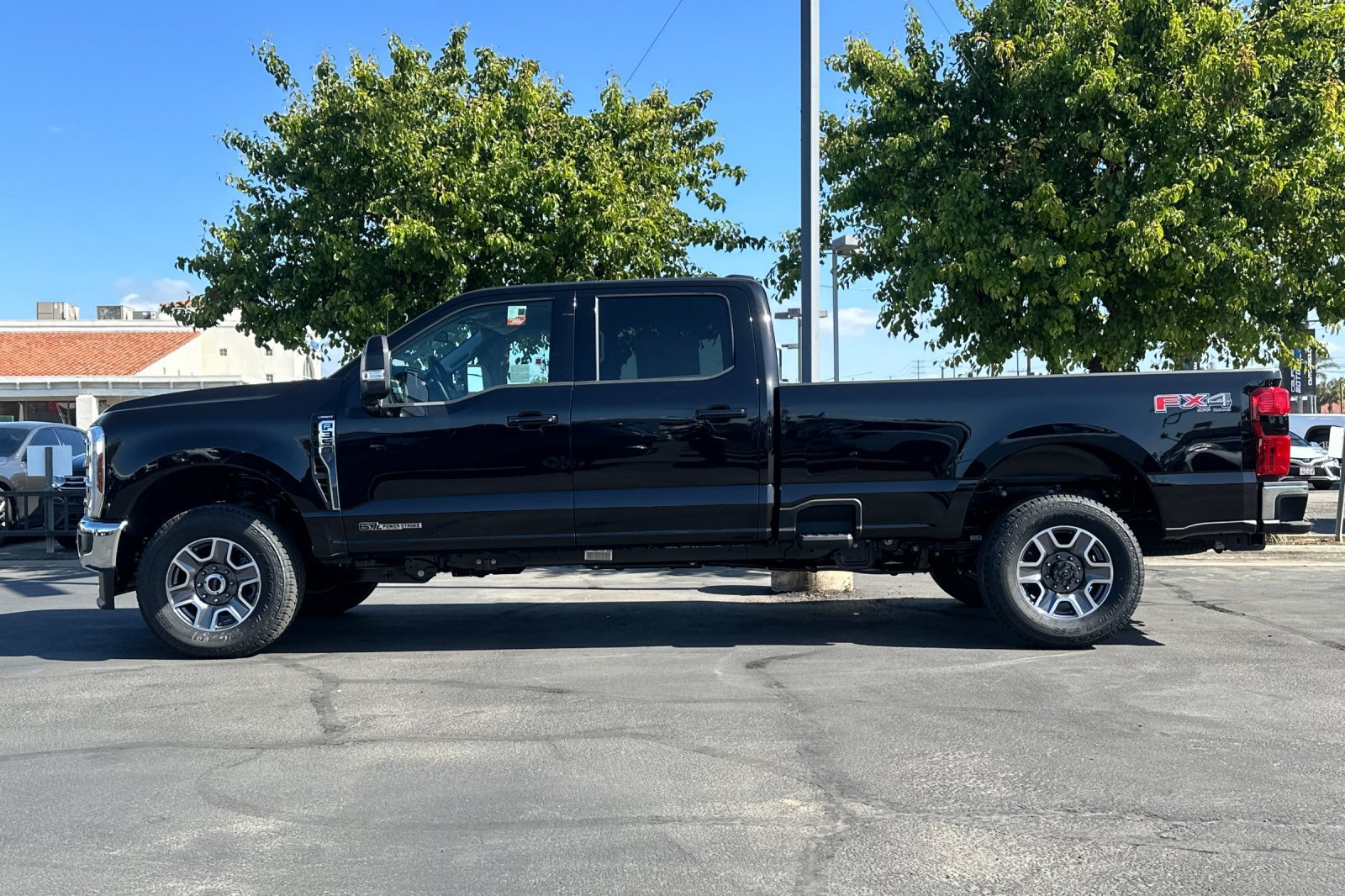 New 2026 Ford F350 4x4 Crew Cab Super Duty image 7