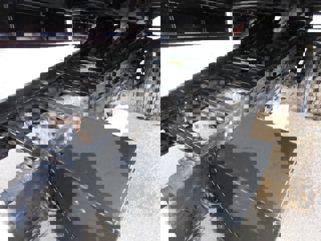 Used 2022 Ford F550 2WD Regular Cab Super Duty image 4