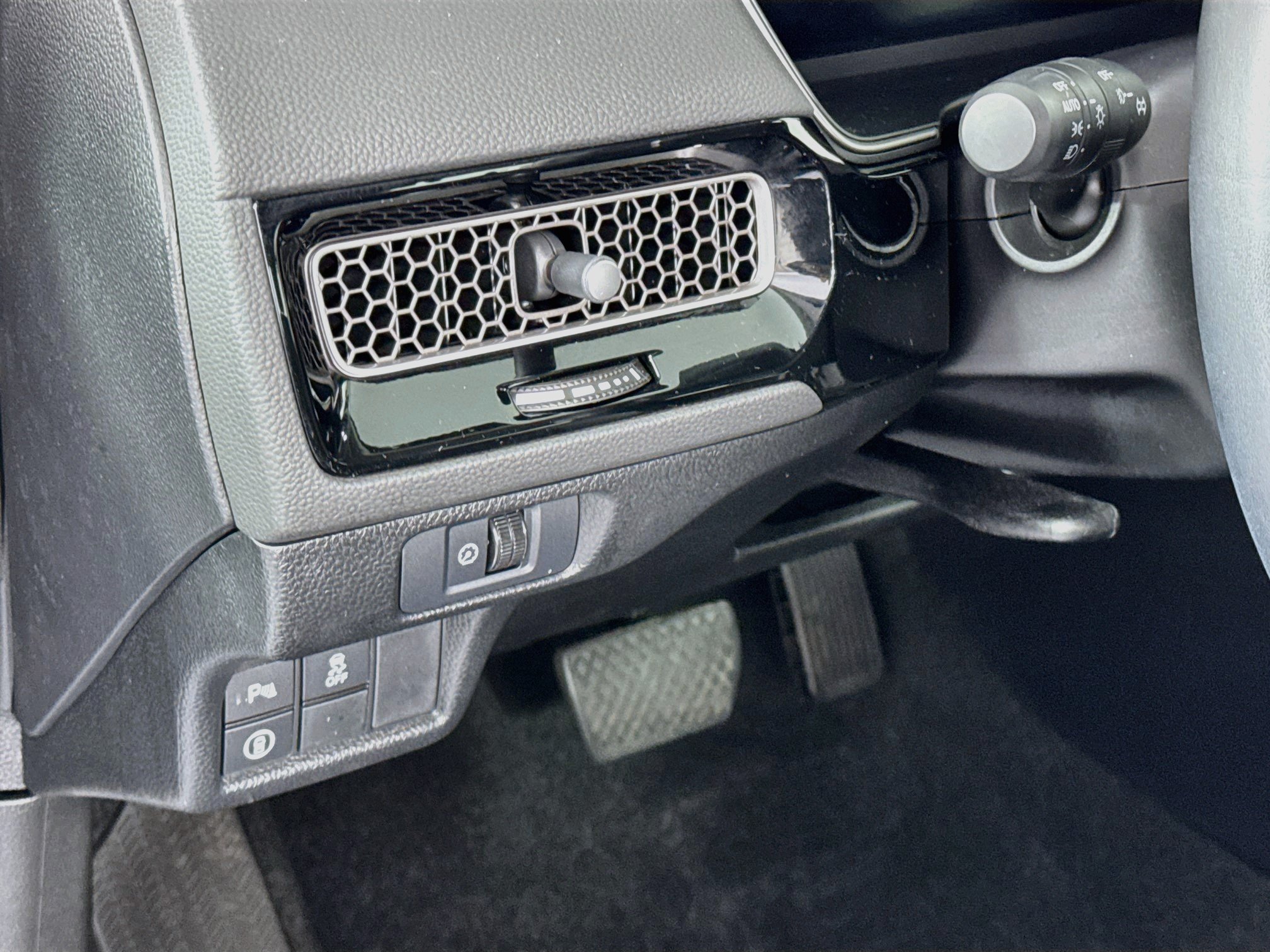 Certified 2023 Honda Civic Touring image 10