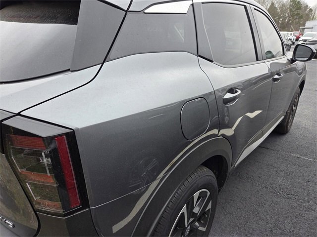 Used 2026 Nissan Kicks SV w/ SV Premium Package image 7