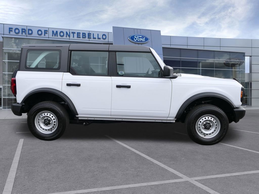 Used 2025 Ford Bronco 4-Door image 2