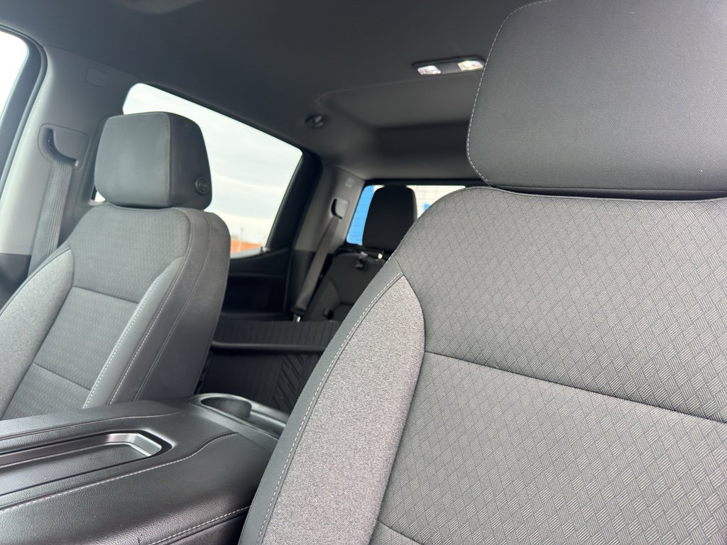 Used 2020 Chevrolet Silverado 1500 RST image 28