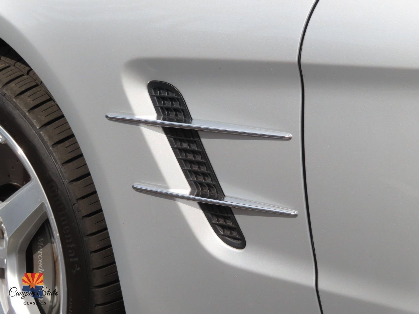 Used 2013 Mercedes-Benz SL 550 image 28