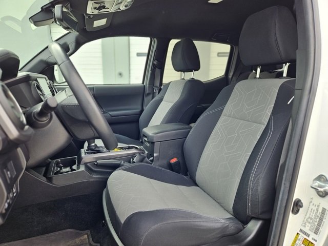 Used 2023 Toyota Tacoma TRD Off-Road image 12