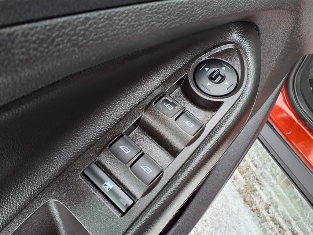 Used 2016 Ford Escape SE image 15