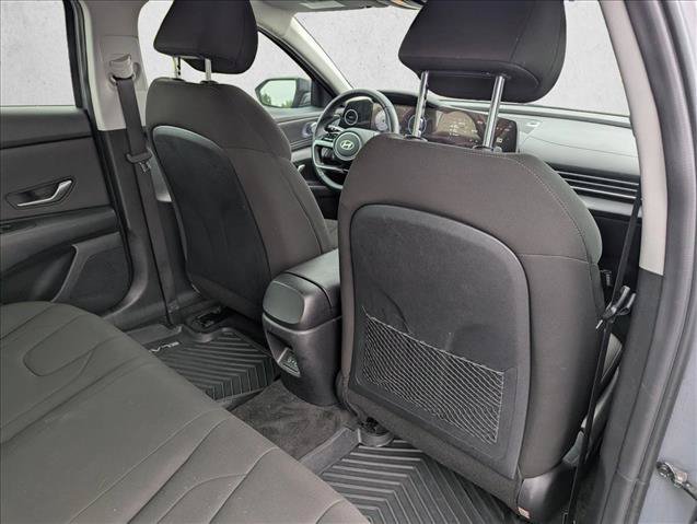 Used 2025 Hyundai Elantra SEL FWD image 28