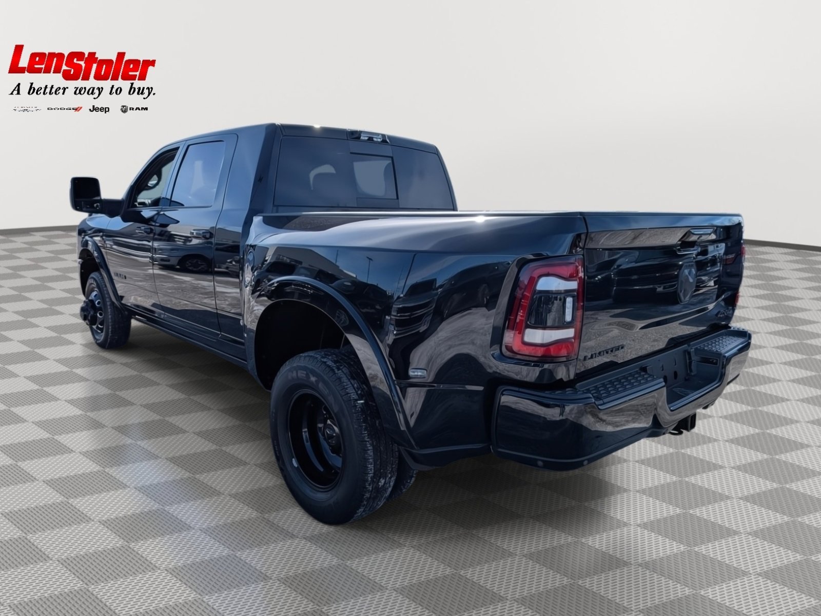 Used 2024 RAM 3500 Limited image 3