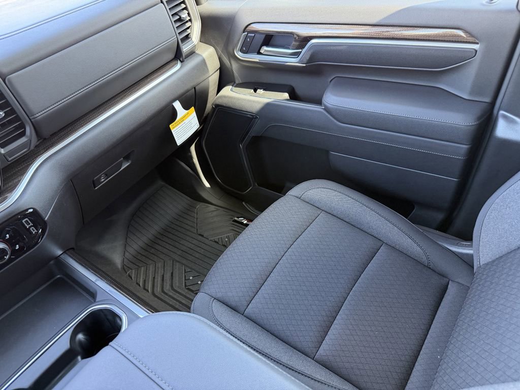 New 2026 Chevrolet Silverado 2500 LT w/ All Star Edition AWD/4WD image 14