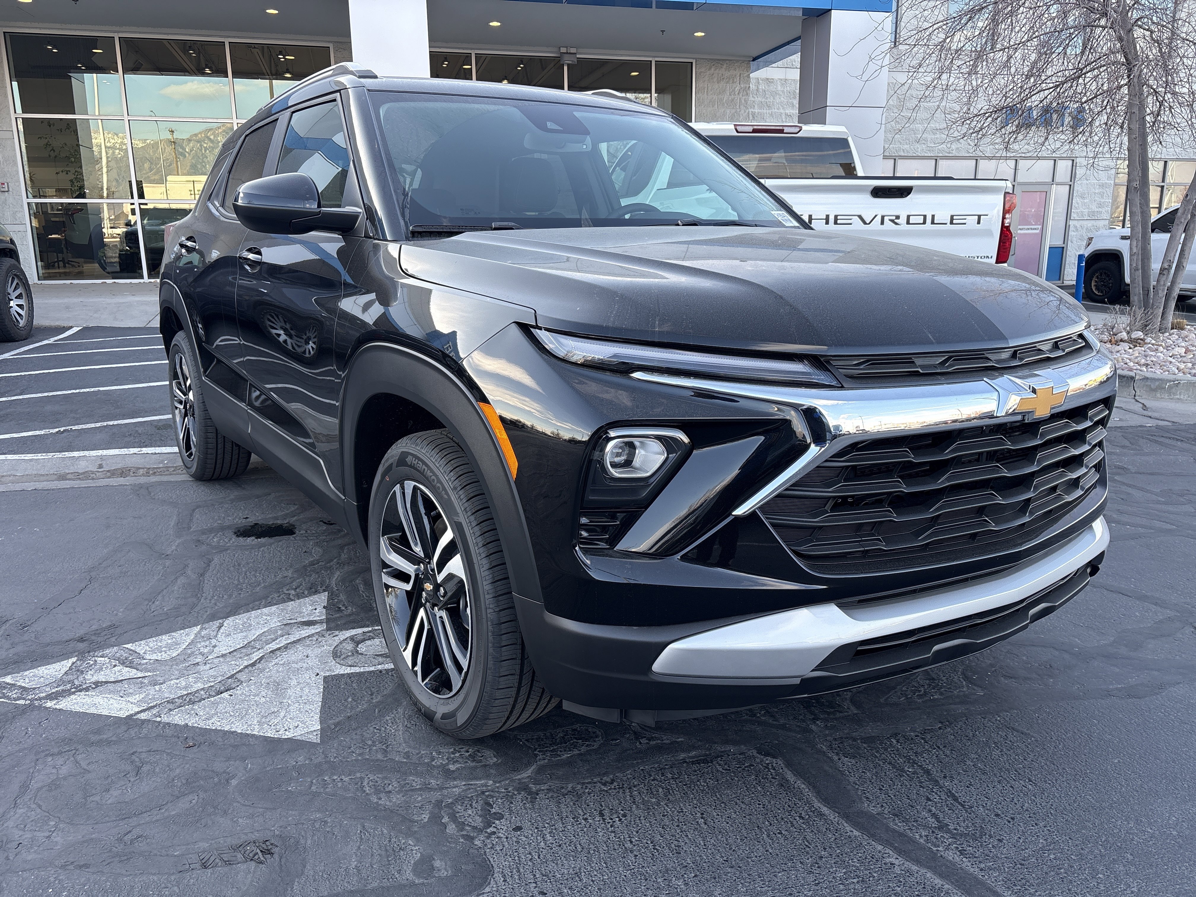 New 2026 Chevrolet TrailBlazer LT w/ Convenience Package AWD/4WD image 7