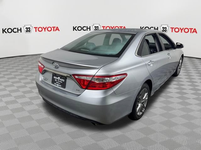 Used 2016 Toyota Camry SE w/ Four Season Floor Mat Package image 8