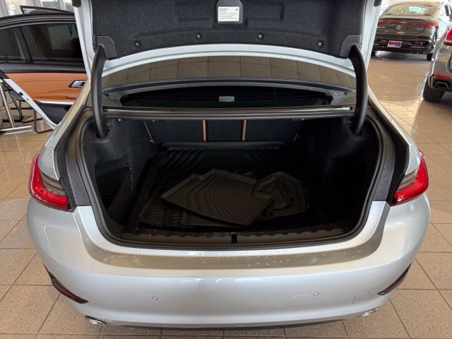 Used 2019 BMW 330i Sedan w/ Convenience Package RWD image 25