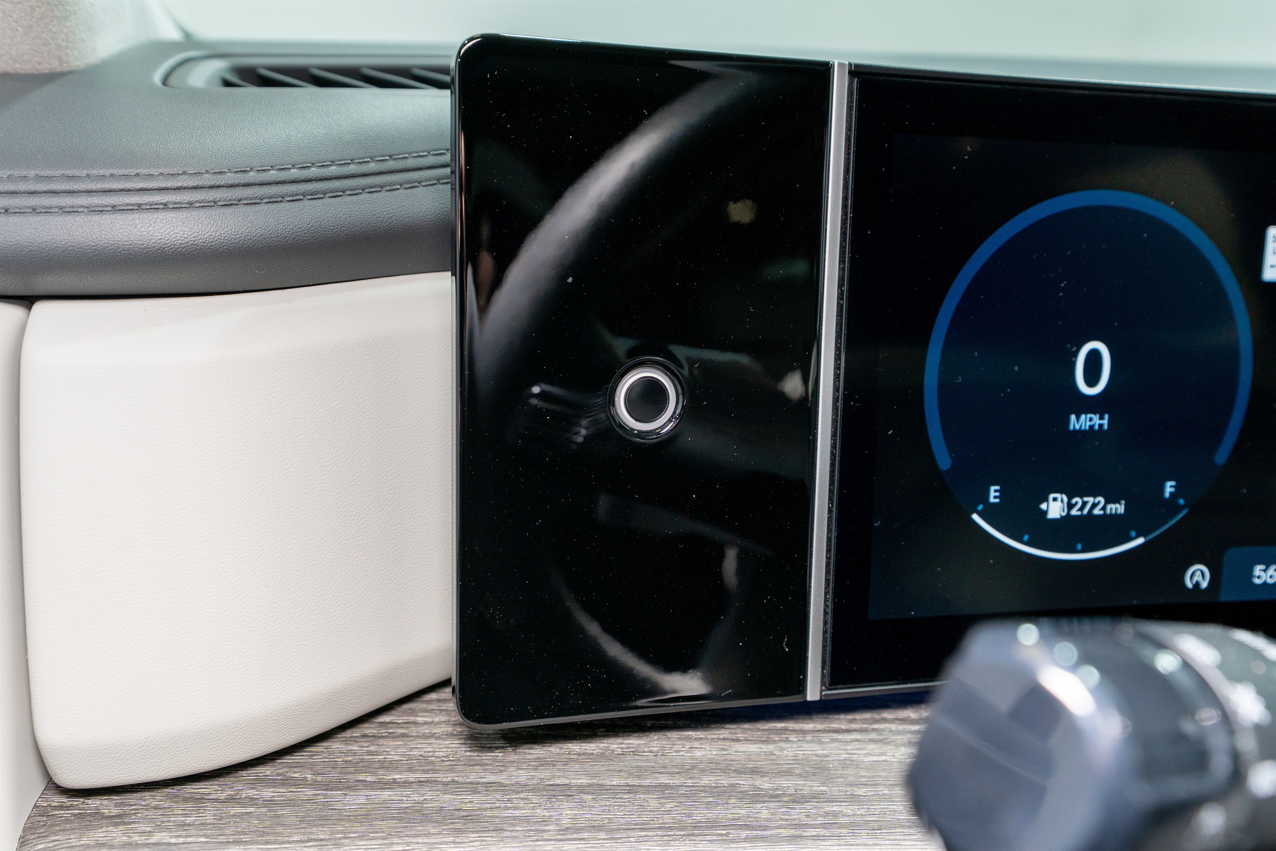 Used 2025 Hyundai Santa Fe Calligraphy image 35