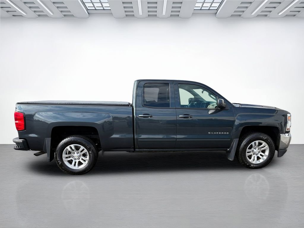 Used 2017 Chevrolet Silverado 1500 LT w/ All Star Edition image 2