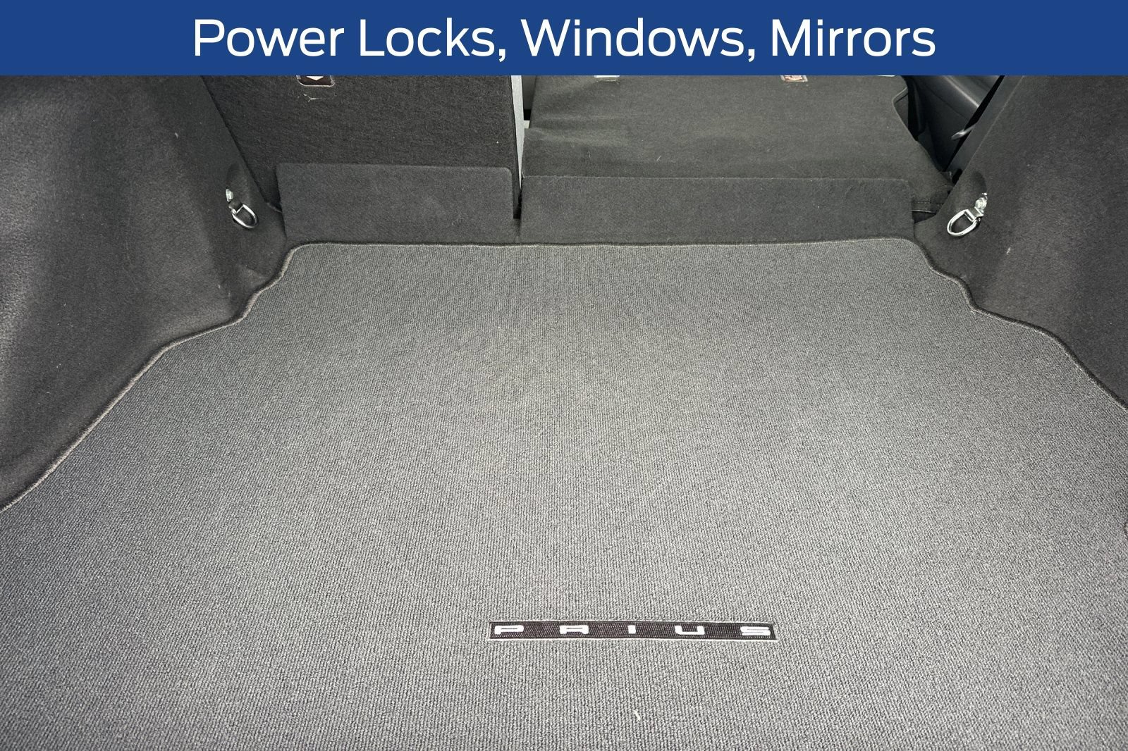 Used 2024 Toyota Prius LE FWD image 20