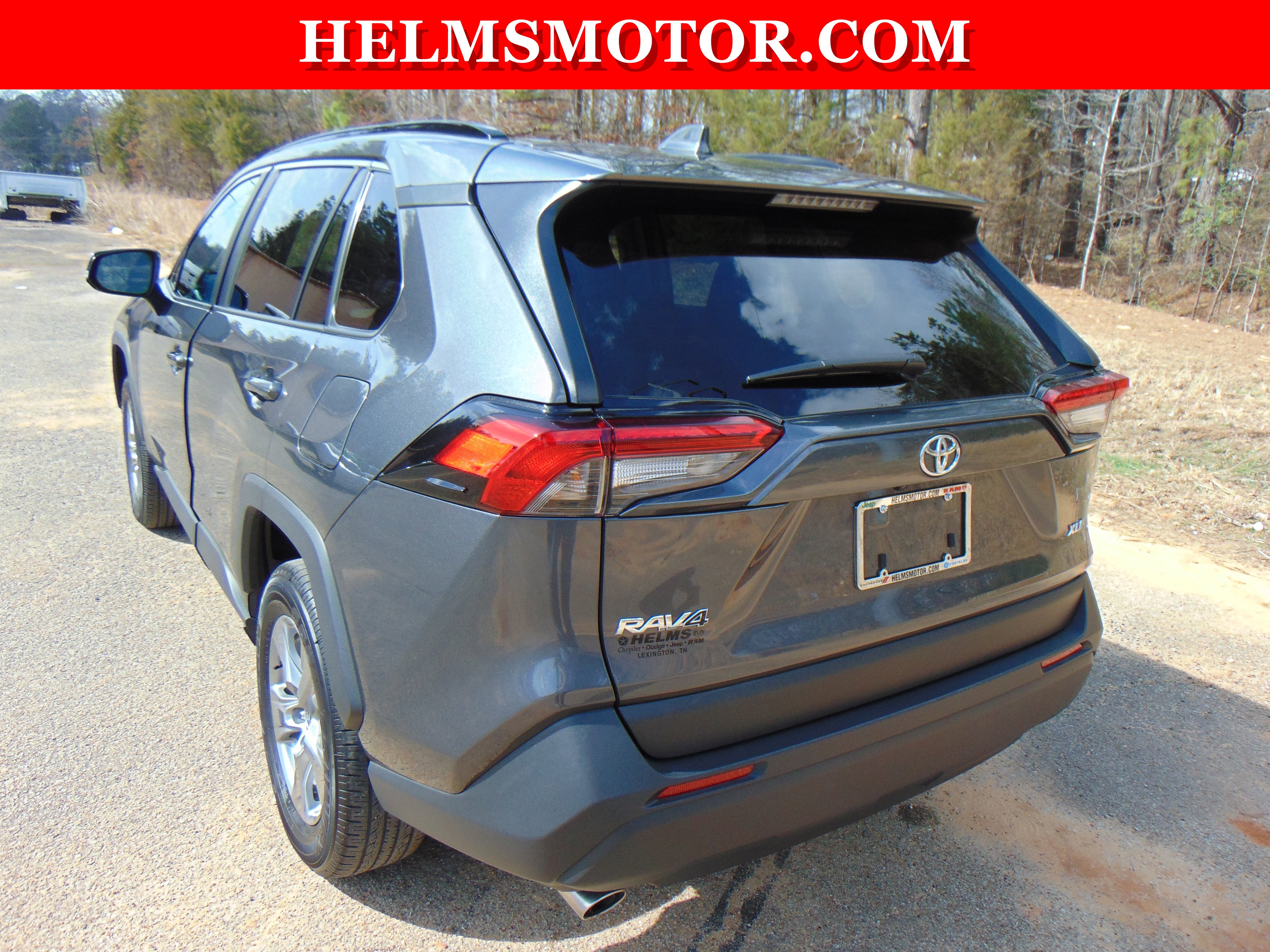 Used 2025 Toyota RAV4 XLE w/ Convenience Package image 9