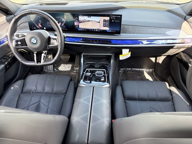 Used 2025 BMW 750e xDrive AWD/4WD image 15