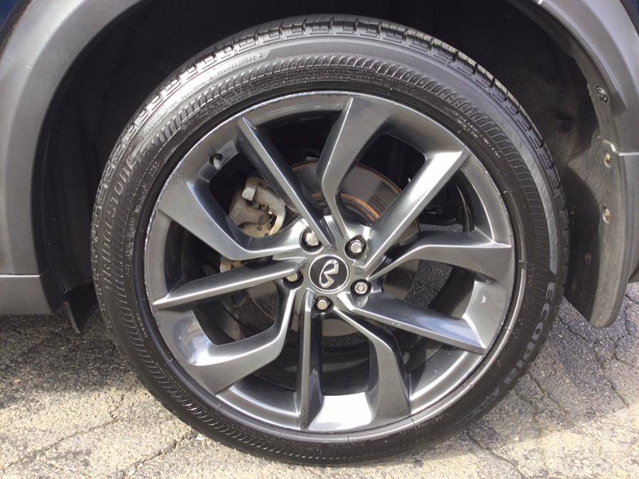 Used 2019 INFINITI QX50 Essential w/ Sensory Package image 28
