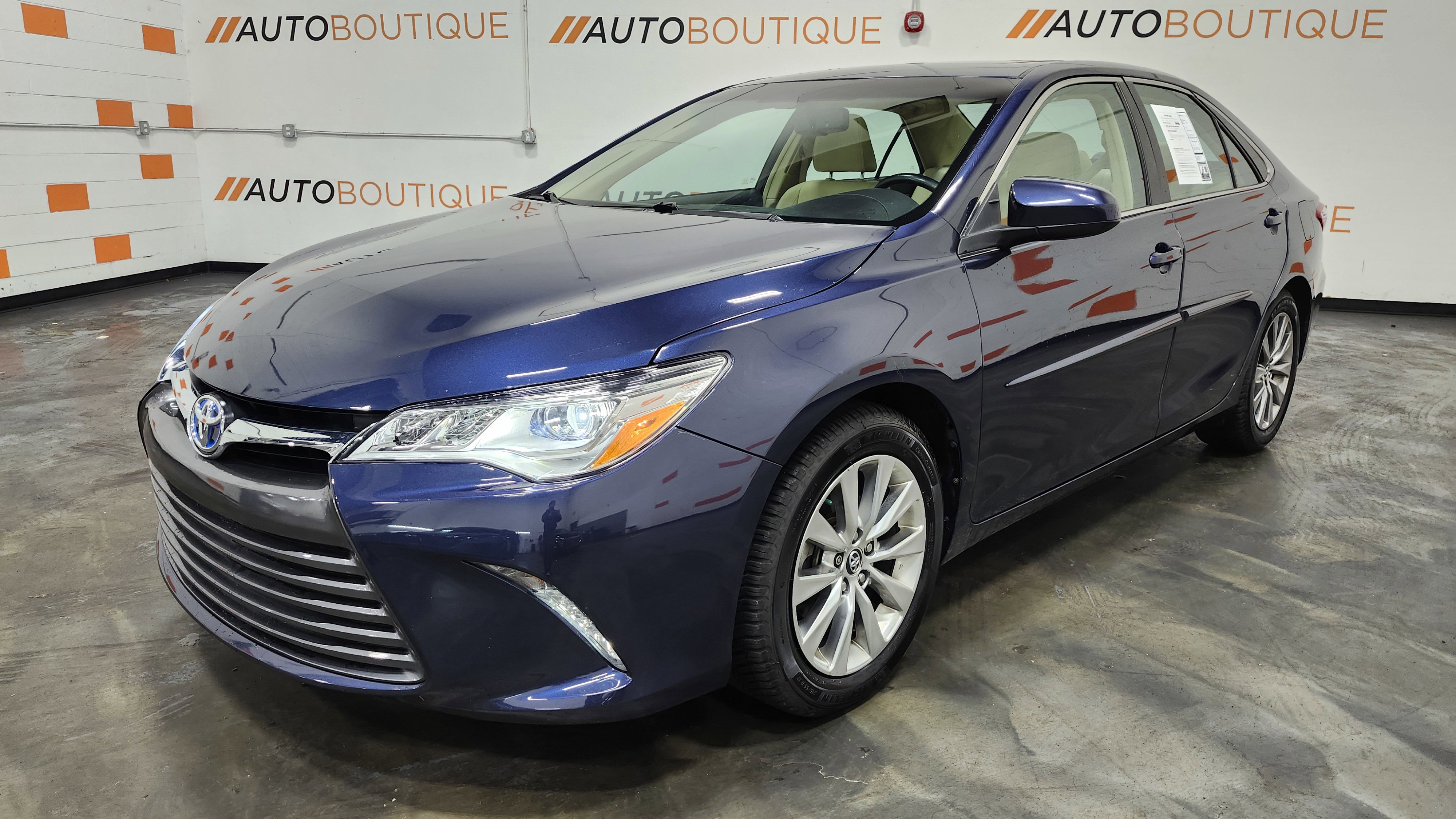 Used 2015 Toyota Camry XLE image 13
