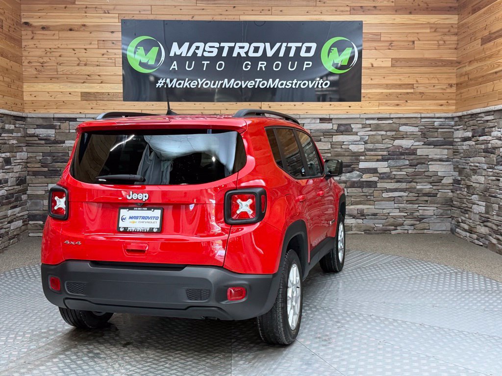 Used 2023 Jeep Renegade Latitude w/ Premium Group AWD/4WD image 19