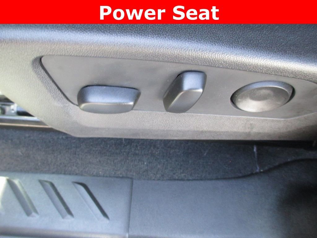 Used 2026 GMC Canyon AT4 image 25