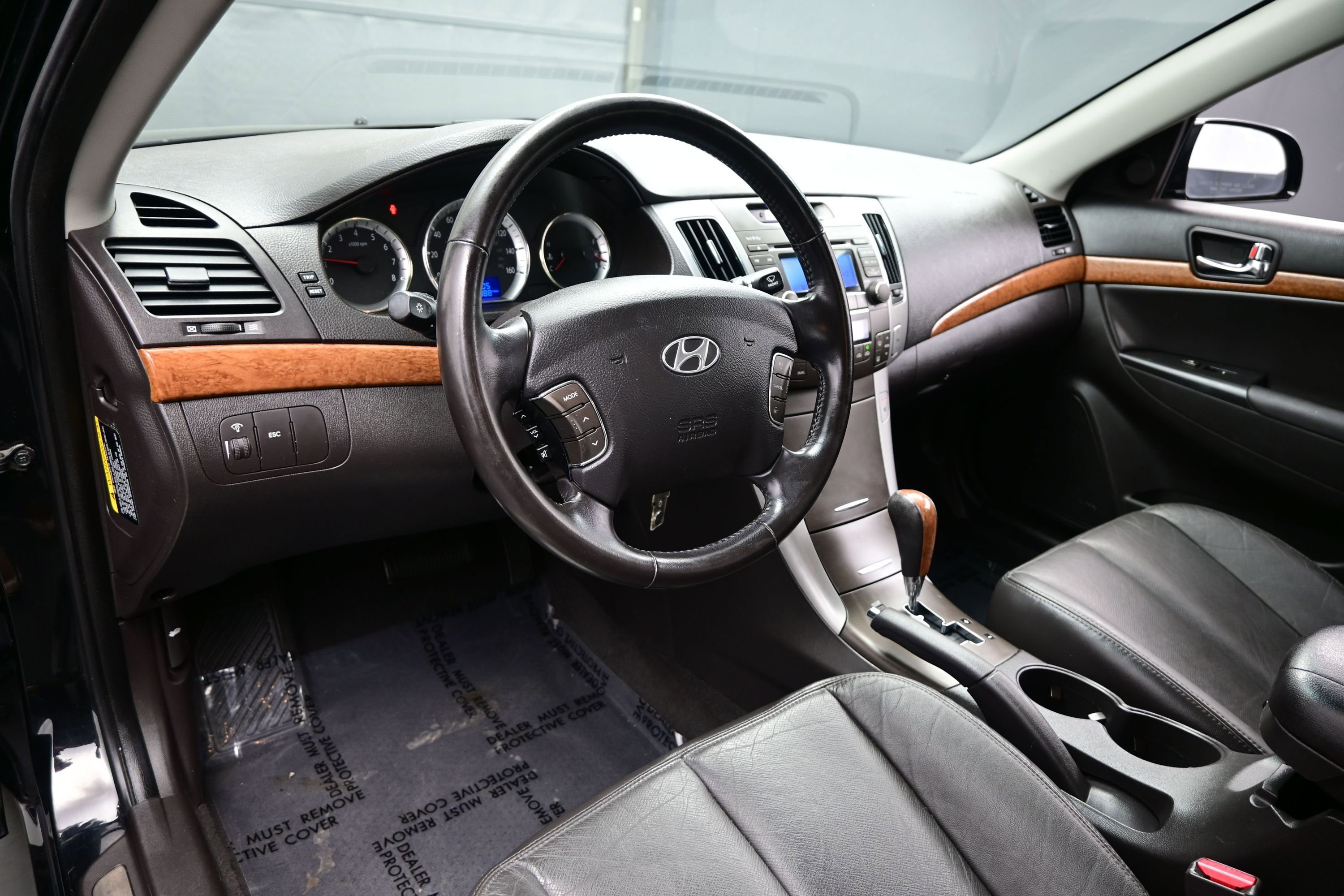 Used 2009 Hyundai Sonata Limited FWD image 11