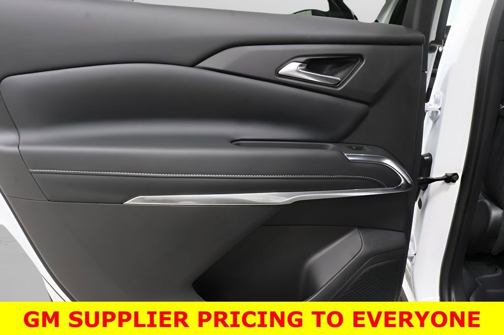 New 2026 Chevrolet Traverse LT w/ Sun and Wheel Package image 24