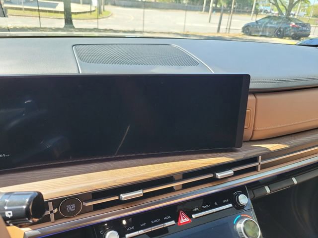 Used 2025 Hyundai Santa Fe Limited image 19