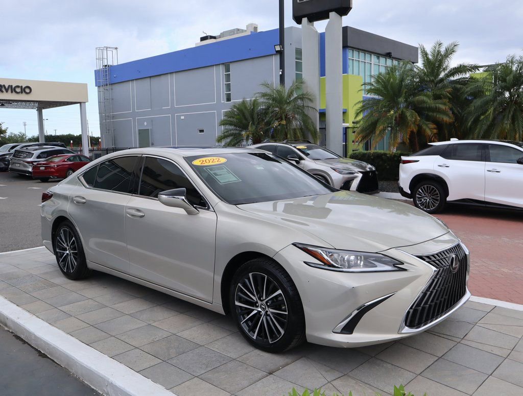 Used 2022 Lexus ES 350 w/ Premium Package image 3