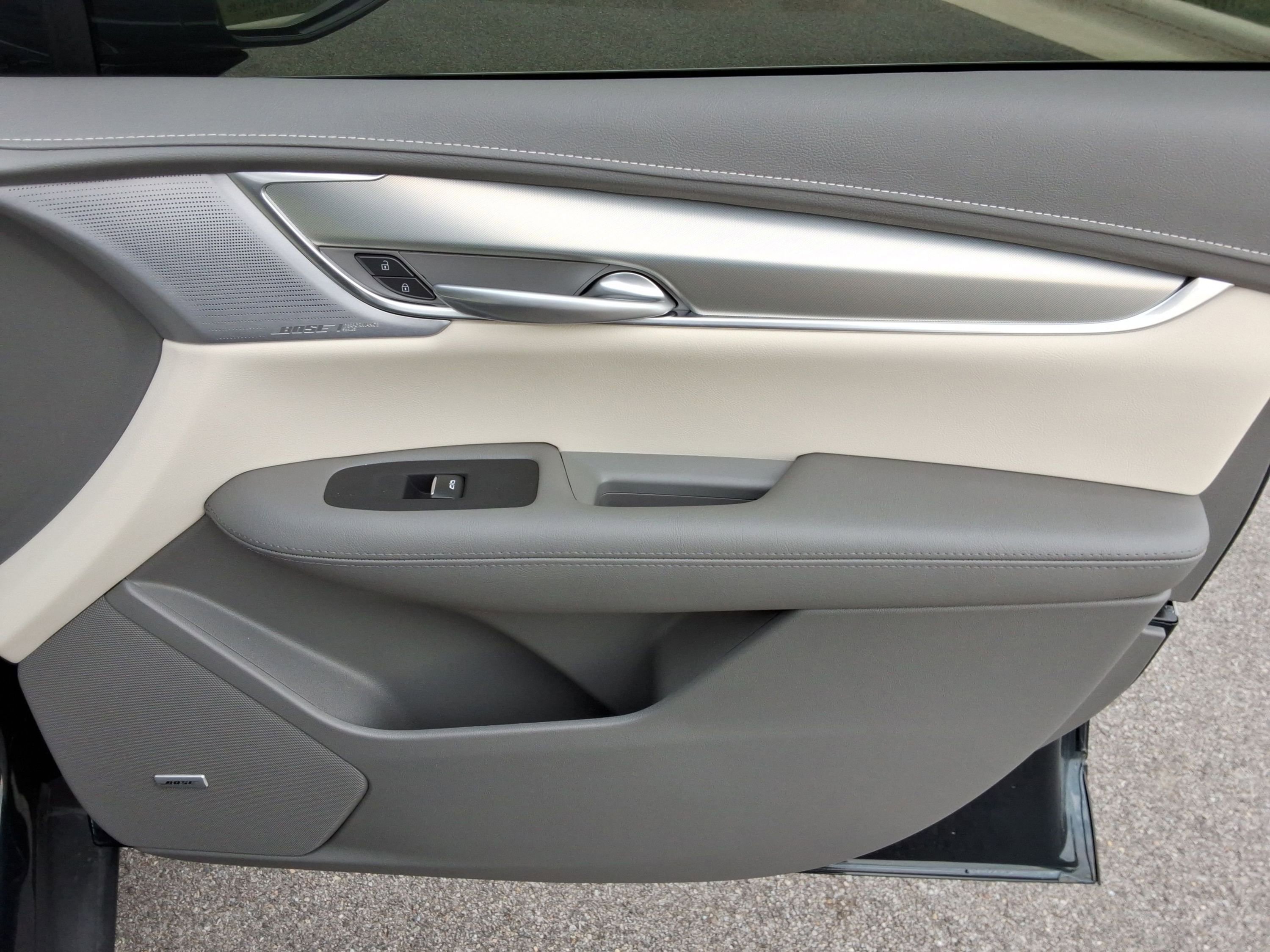 Used 2025 Cadillac XT5 Premium Luxury w/ Technology Package image 24