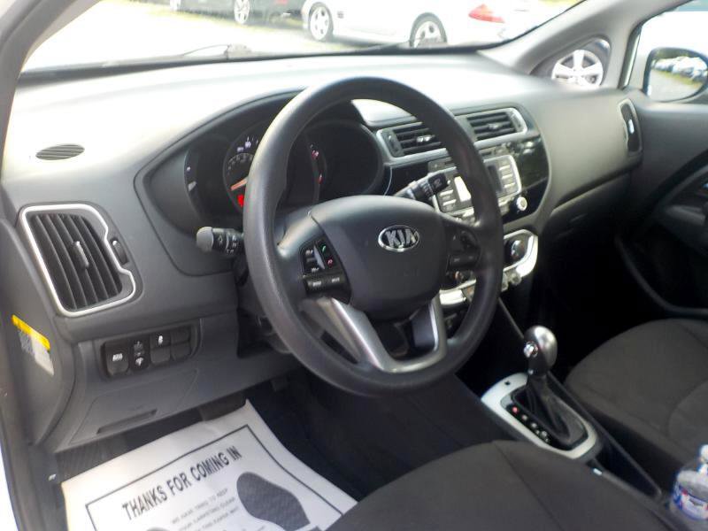 Used 2017 Kia Rio LX image 12