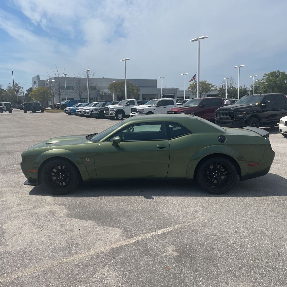 Used 2023 Dodge Challenger R/T Scat Pack image 5