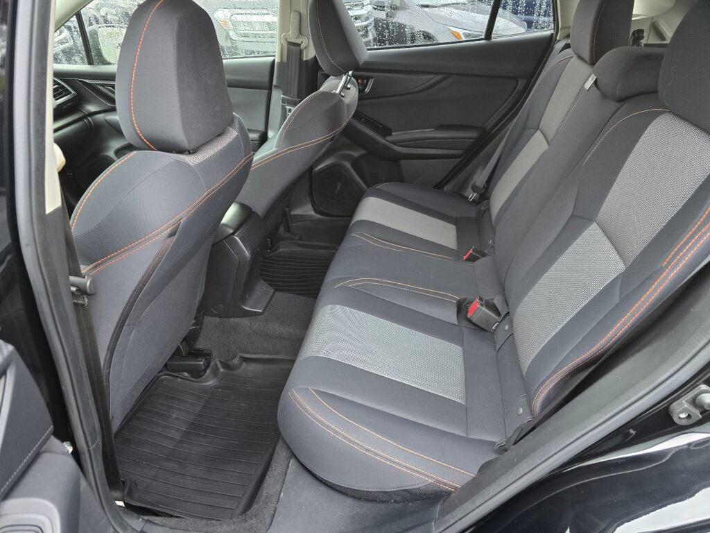 Used 2021 Subaru Crosstrek 2.0i Premium w/ Moonroof Package AWD/4WD image 12
