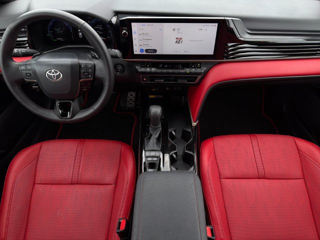 Certified 2026 Toyota Camry XSE FWD image 9