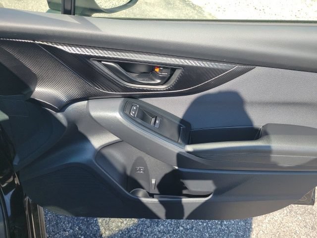 Used 2023 Subaru Crosstrek 2.0i Premium AWD/4WD image 17