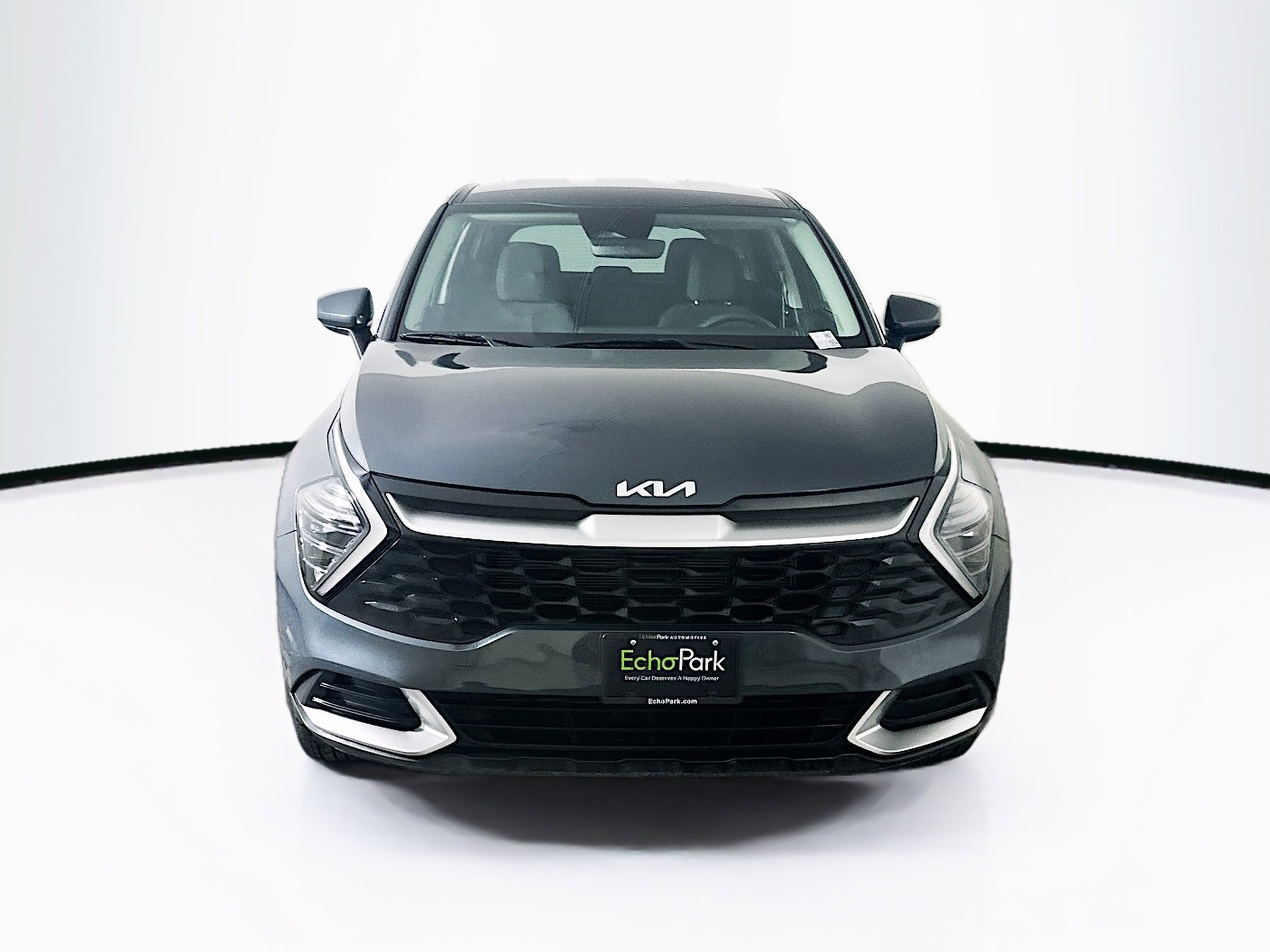 Used 2025 Kia Sportage LX image 2