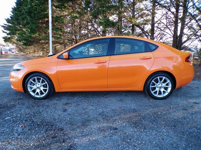Used 2013 Dodge Dart SXT w/ SXT Special Edition Group image 2