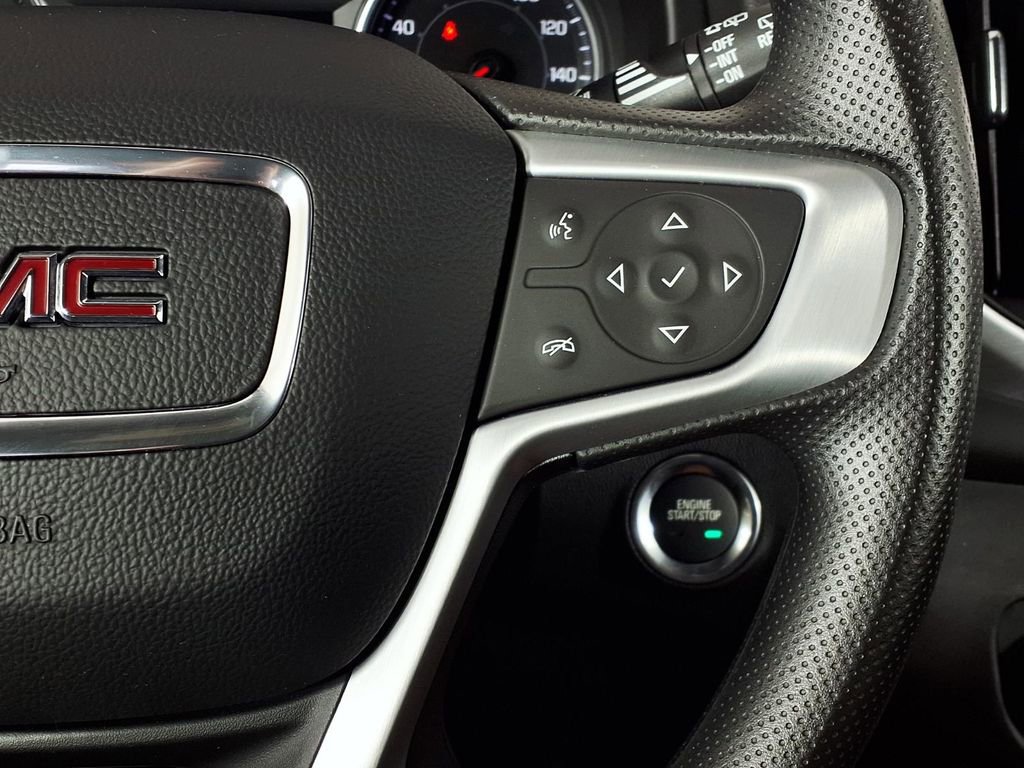 Used 2024 GMC Terrain SLE w/ Driver Convenience Package FWD image 19
