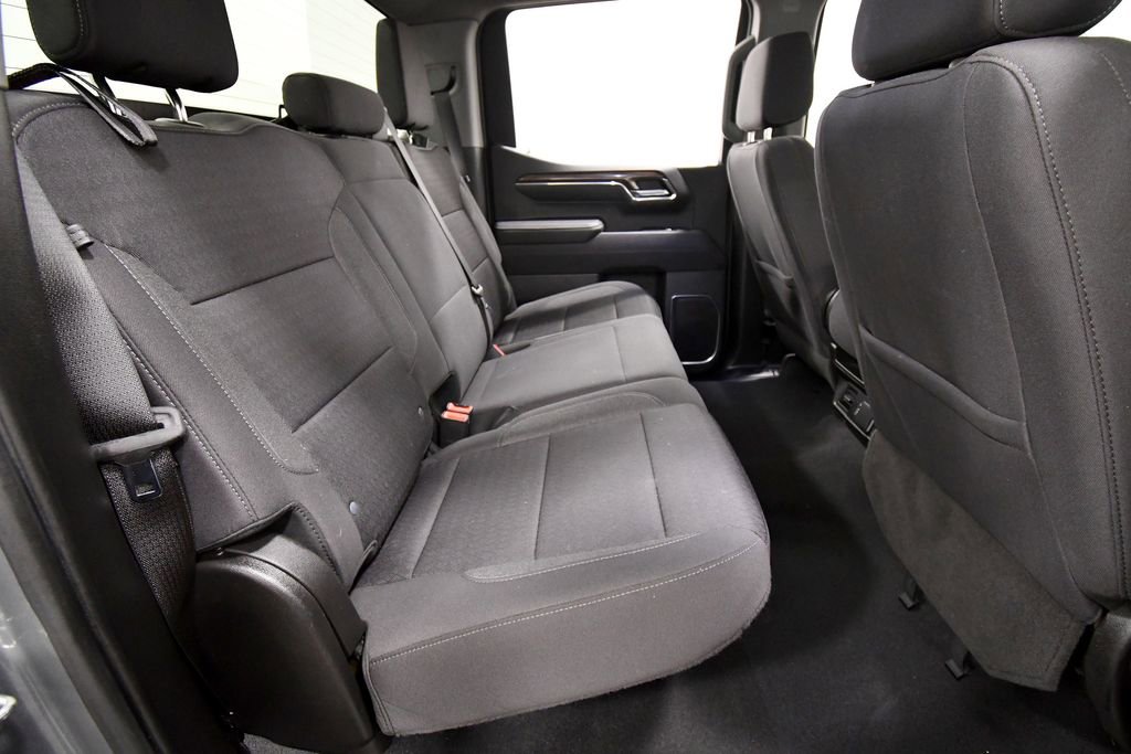 Used 2023 Chevrolet Silverado 1500 LT AWD/4WD image 17