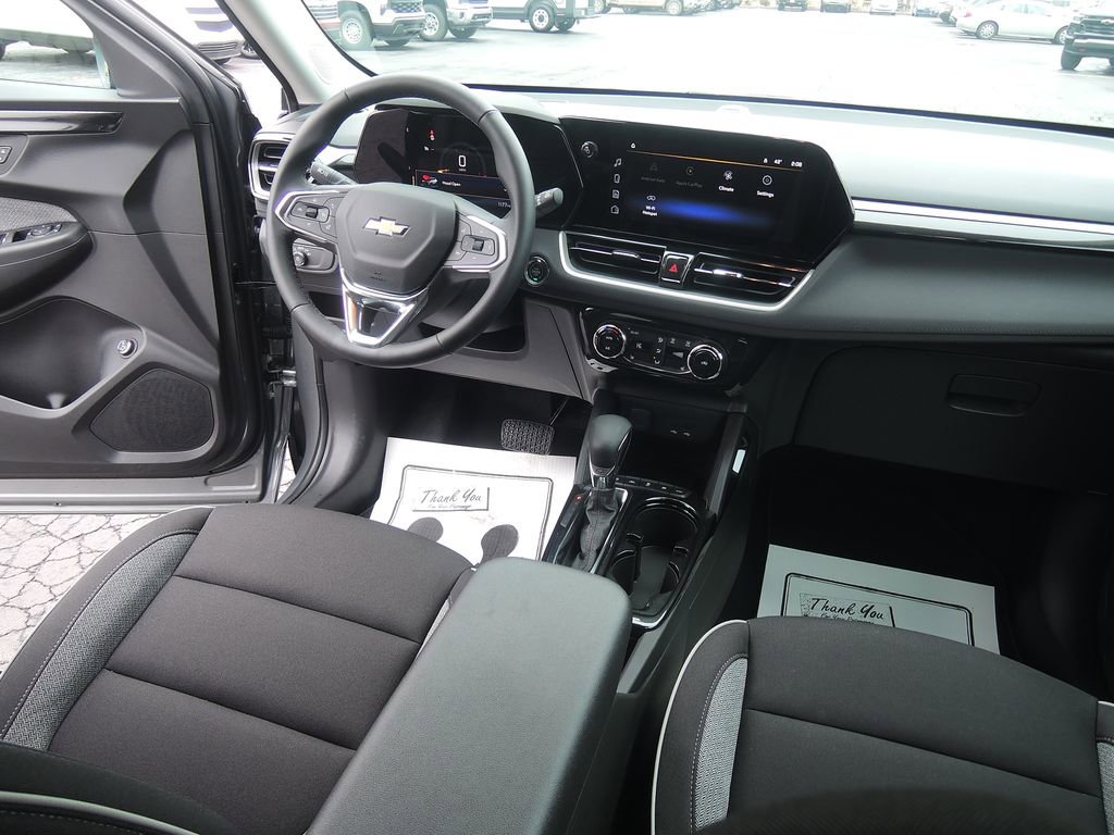 Used 2026 Chevrolet TrailBlazer LT w/ Convenience Package image 33