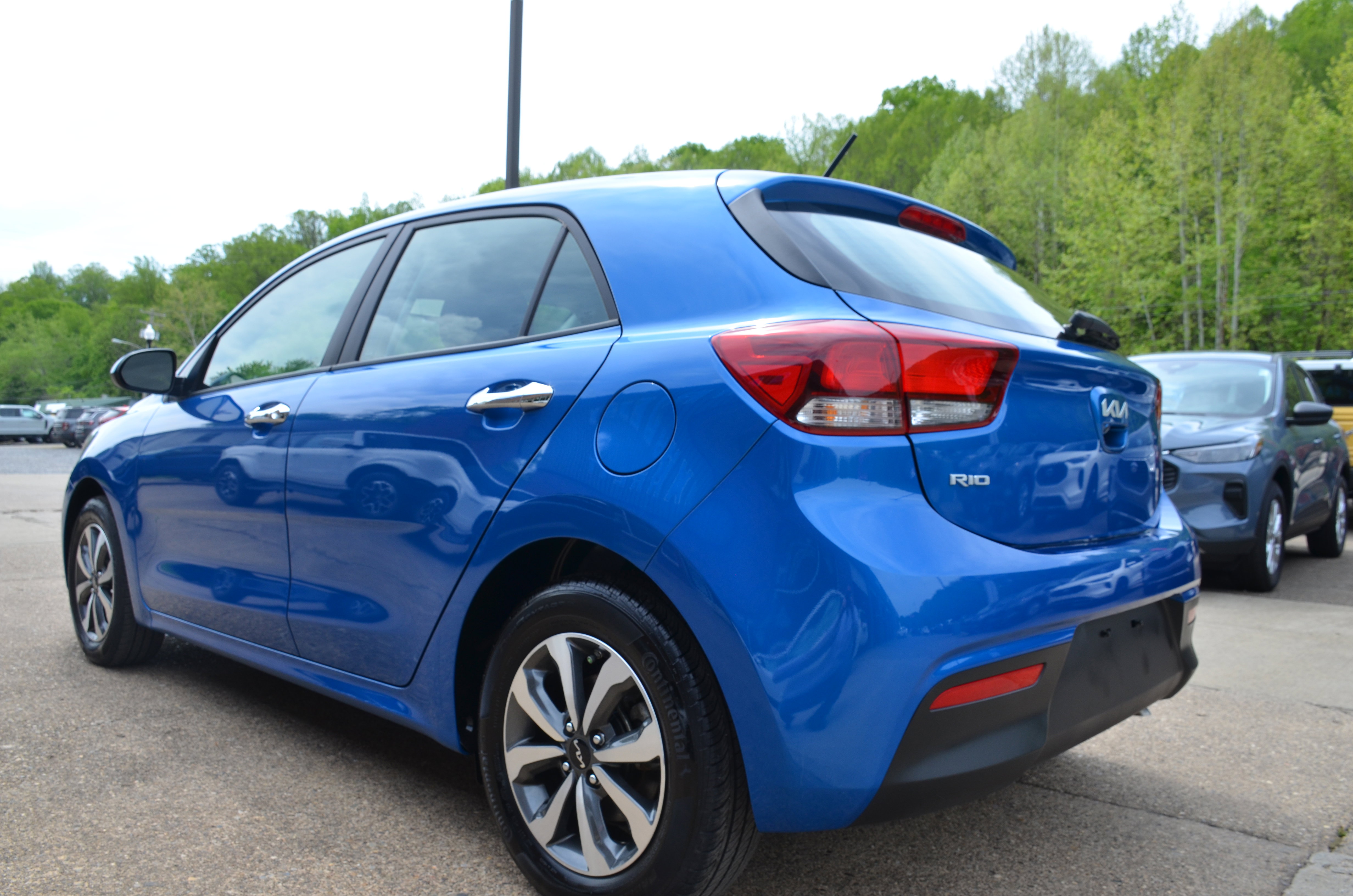 Used 2023 Kia Rio S w/ Technology Package image 4