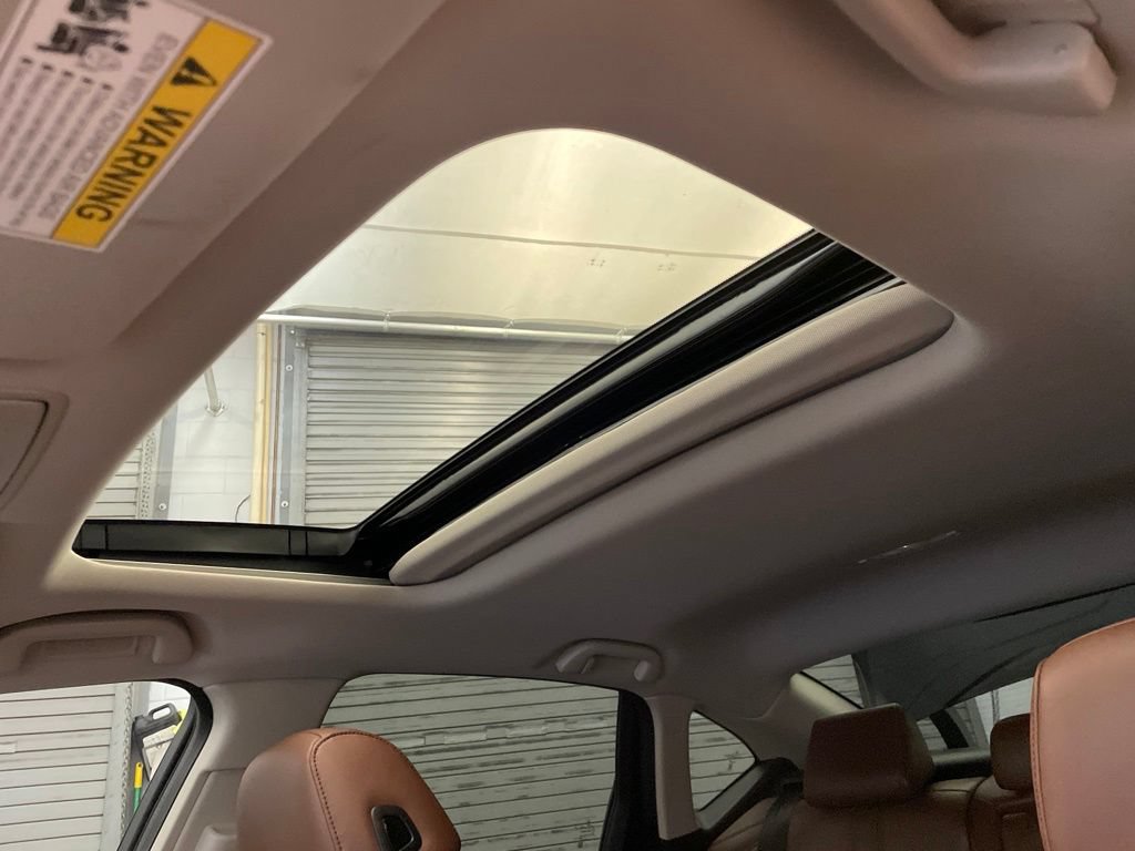 Used 2022 Acura TLX w/ Technology Package FWD image 19
