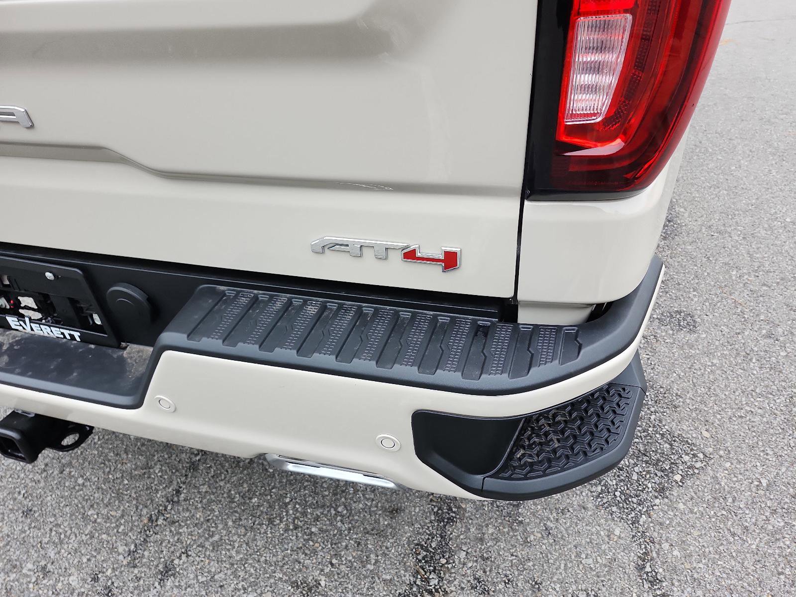 New 2026 GMC Sierra 1500 AT4 w/ AT4 Premium Package image 4